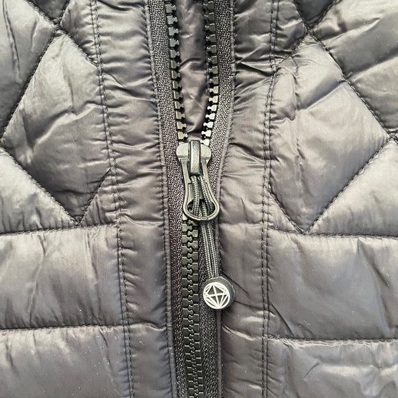 NWOT Puffer Vest - Picture 3 of 3